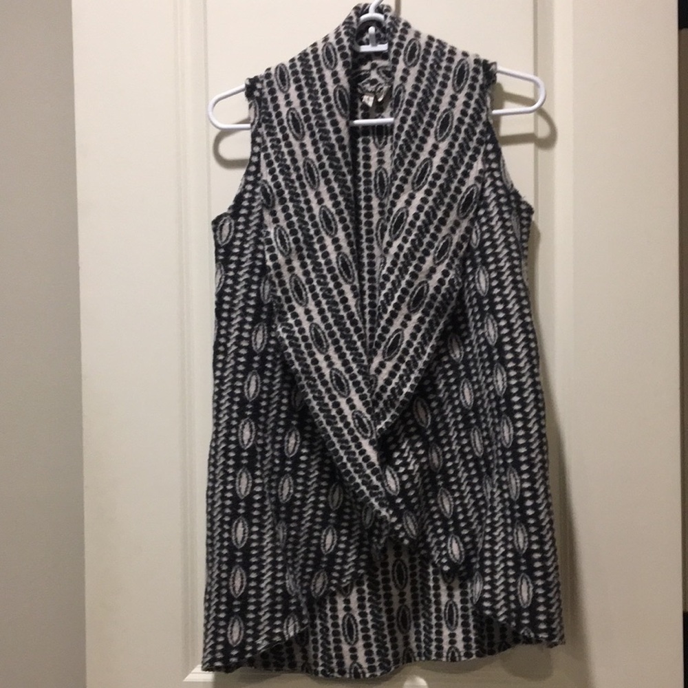 Anthropologie Moth Aztec pattern wool blend Sleeveless hi/Lo Vest Cardigan XS